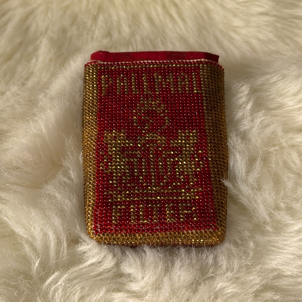 Vintage cigarette pack holder